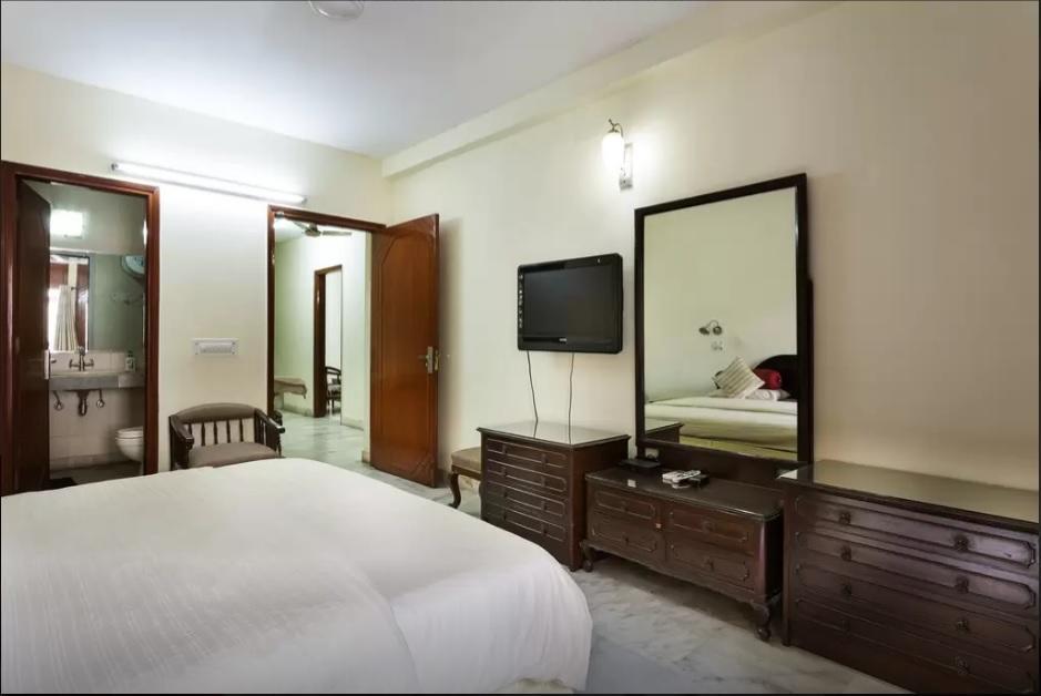 Harmony Suites New Delhi Exterior foto